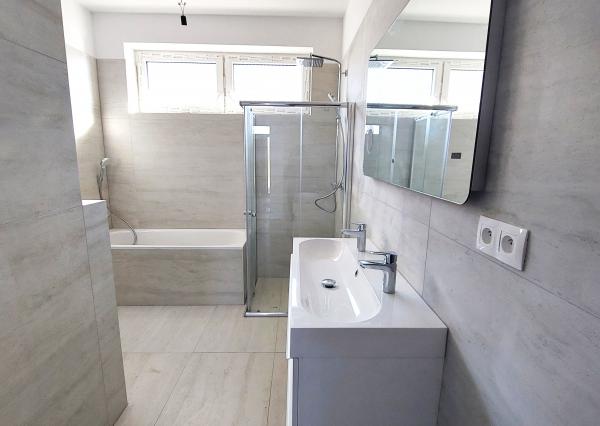 **BÝVAJTE DO VIANOC**: 5 IZBOVÝ BUNGALOV dokončený do štádia **ŠTANDARD**- ÚP 123m2 + 34m2 terasa, POZEMOK 561 m2, IBA 5 KM OD VAJNOR